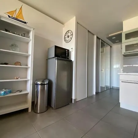 Ajaccio, 1 Piece, 2 Personnes - Fr-1-665-33 Appartement Ajaccio (Corsica)